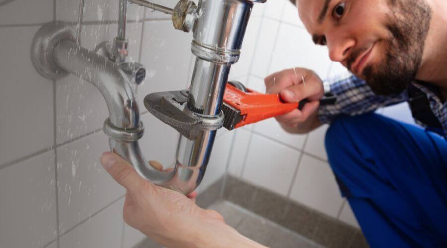 Professional clogged toilet repair services in Doe Run, MO